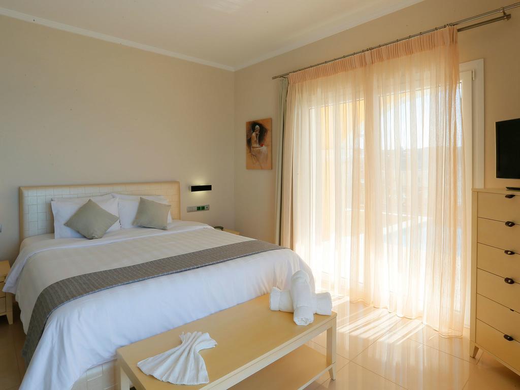 איוס סטפנוס Pictures Suites חדר תמונה